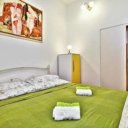 Vendégház Lana House With 3*